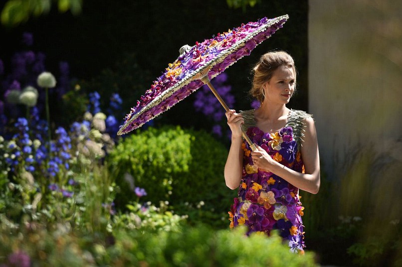 Royal Horticulture Society Chelsea Flower Show Garden WM Events Inspiration Atlanta Wedding Designer Planner Orchida Vanda Head Dress