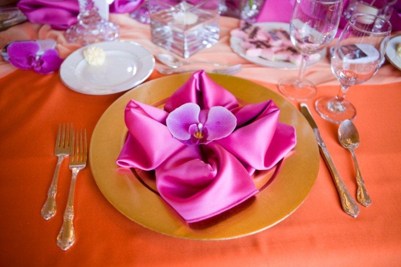 wm events, event production, event producer, event design, colorful engagement party, engagement dinner, tablescapes, table settings, casual dinner party, casual