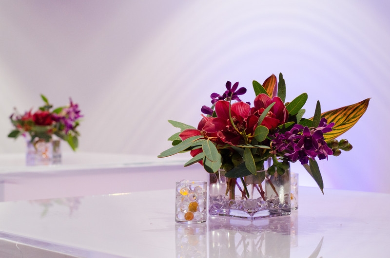 floral-centerpieces-cocktail-tables-wm-events-william-fogler