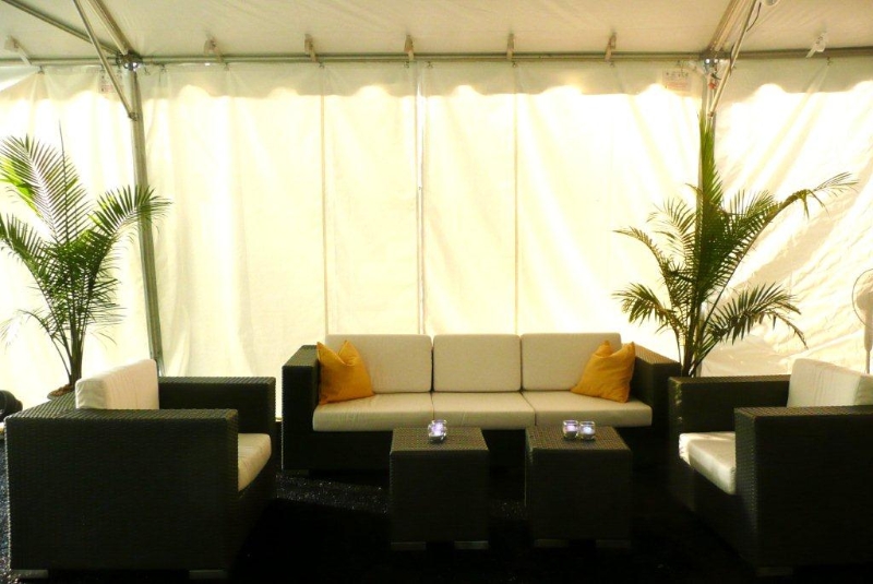inside-tent-lounge-furniture-wm-events
