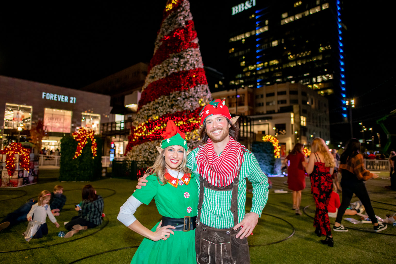 Atlantic Station Light The Station 11 Alive Christmas Tree Lighting WM