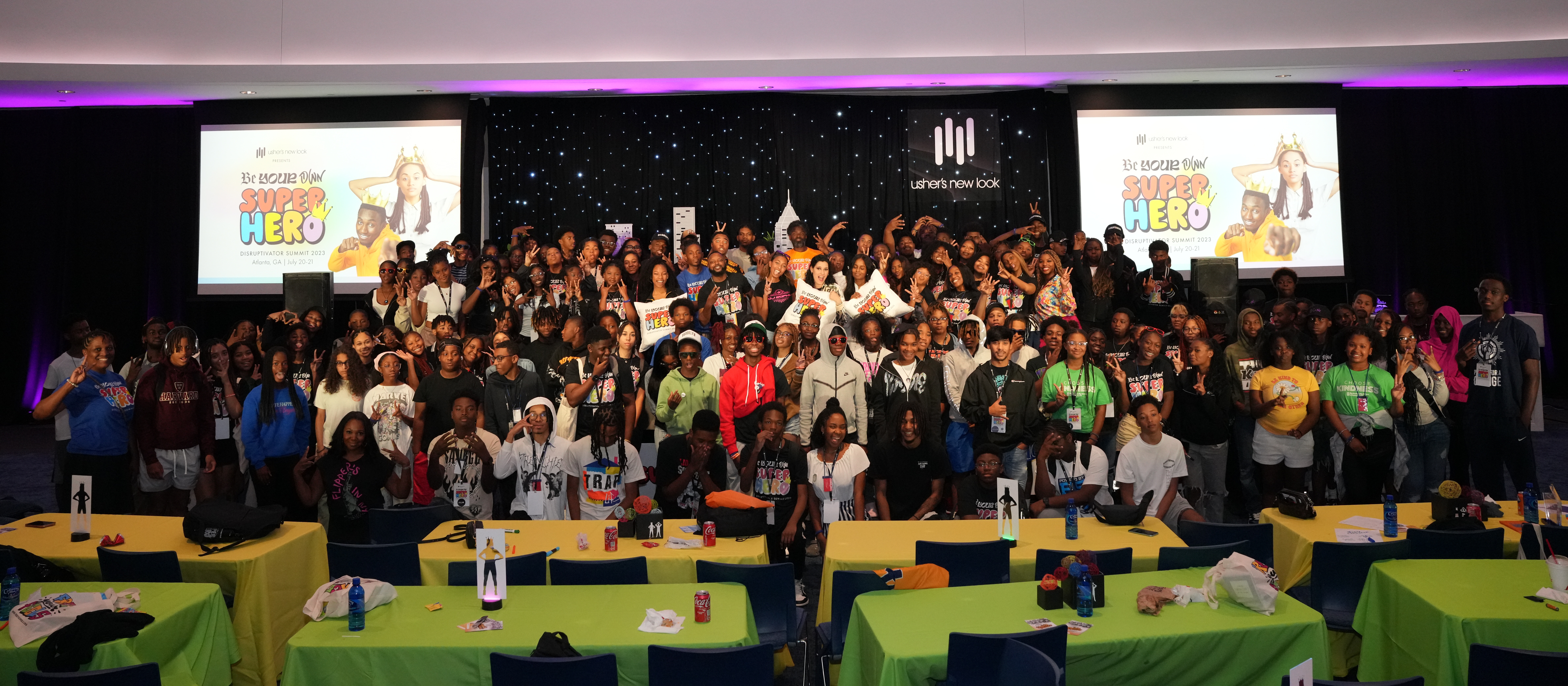 Le nouveau look d'Usher 2023 Atlanta, GA