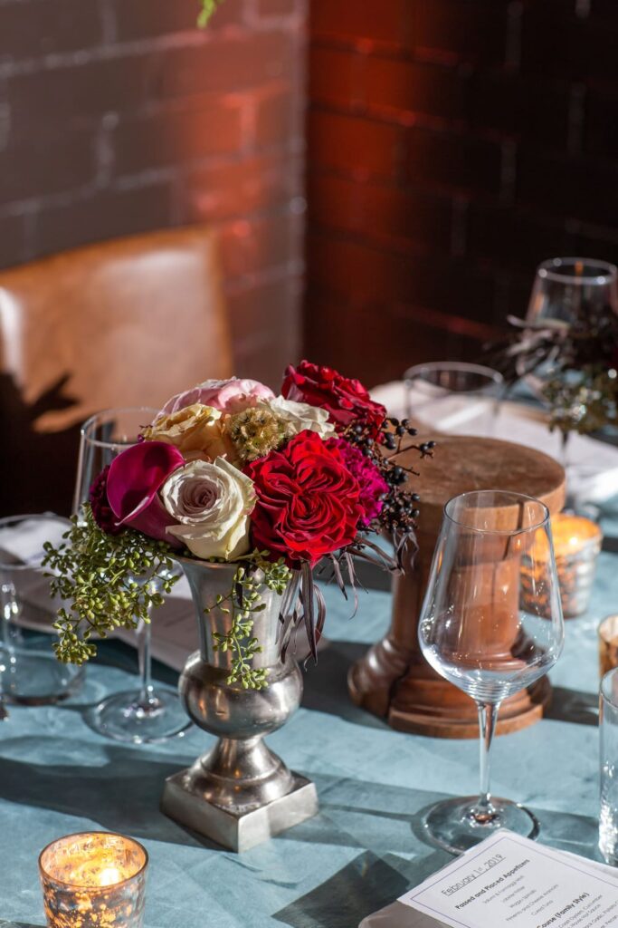 wm events, private dinner, private events, kr steakbar, floral designer, floral design, lush florals, dark and moody, red florals, red flowers, tall centerpieces, tall flower arrangements, tall floral arrangements, tablescapes, velvet linen, nbc, nbcuniversal, super bowl dinner, atlanta event planner, atlanta events, georgia events, event planning, event designer, event designing, corporate events, high end corporate