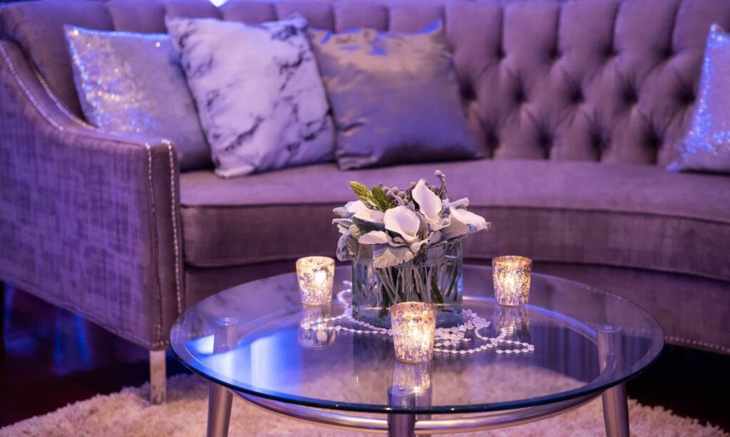 Silver Chic Holiday Party Atlanta, GA wm events, affairs to remember, pwp studio, holiday party, winter wonderland, silver, modern, white florals, atlanta history center, christmas party