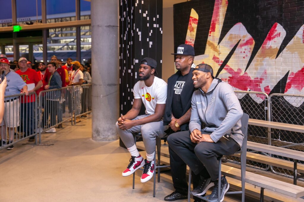 wm events, atlanta hawks, event planners, event designers, event consultants, atlanta events, georgia events, photo ops, instagrammable moments, pwp studio, state farm arena, ideation, innovative design, creative event design, balloon wall, graffiti wall, basketball event, sports event, sports theme, basketball theme, atlanta hawks meet the team