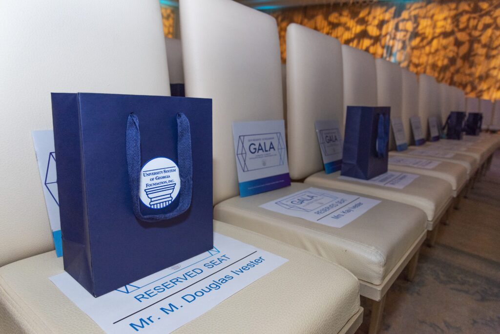 wm events, regents gala, education, fundraiser, non-profit, charity, events, education fundraiser, non-profit fundraiser, non-profit gala, iridescent, soft florals, floral designer, event designer, event design, floral design, social events, event planner, event consultant, atlanta, georgia, atlanta events, georgia events, st. regis, st. regis events, over the top linens, awards gala, non-profit awards