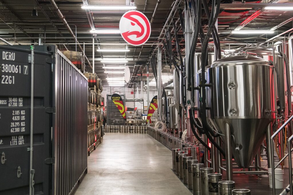 Brews & BBQ Atlanta, GA m events, event planner, event planning, event designer, event design, event consulting, event consultant, atlanta events, atlanta breweries, atlanta hawks, georgia events, local breweries, sports, basketball, basketball events, sports events, bbq, scofflaw brewery, scofflaw beer, beer, tailgate, branded balloons, ceiling treatment, corporate events, social events, non-profit events, weddings