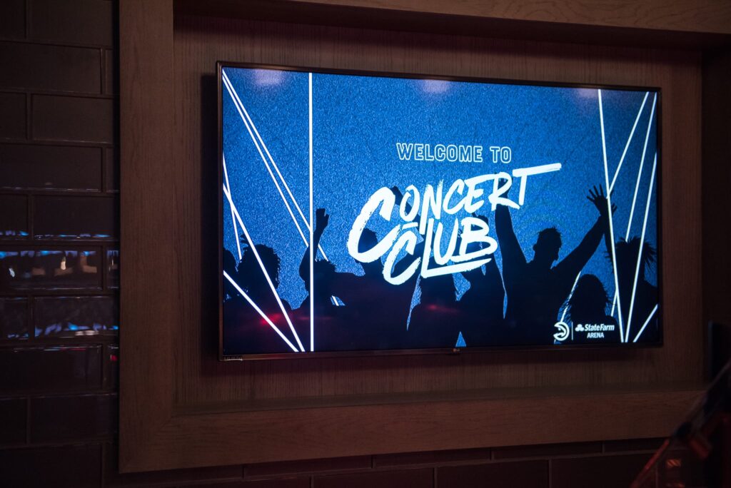 Concert Club Opening Atlanta, GA wm events, atlanta hawks, atlanta, georgia, basketball, state farm arena, concert club, concert venues, venues, atlanta venues, arenas, kat goduco photo, iridescent, iridescence, vip party, painted leaves, event design, event designer, event decor, corporate events, social events, private parties, event consultant, floral design