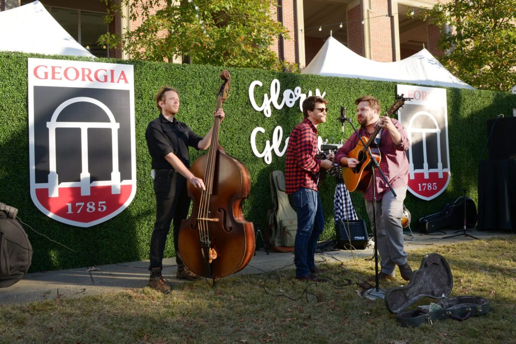 wm events, university of georgia, non-profit events, social events, corporate events, georgia bulldogs, go dawgs, uga, tate center, athens, atlanta, georgia, events, outdoor events, boxwood hedges, custom branding, large scale branding, uga auburn, tailgate party, tailgate event