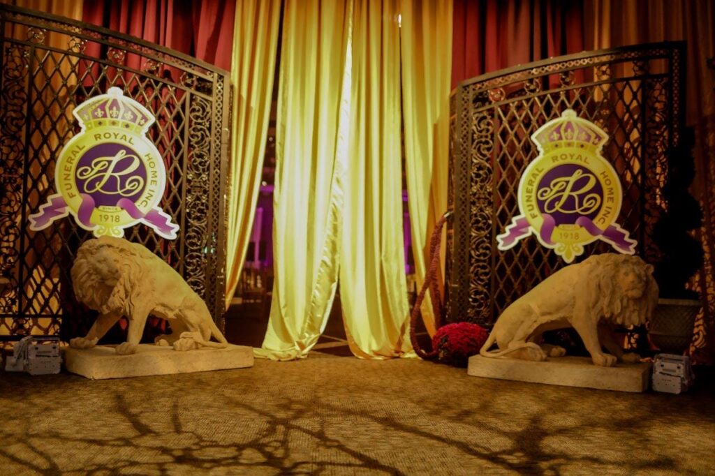 Centennial Celebration Huntsville, Alabama royal funeral home, centennial celebration, hunstville, alabama, georgia, atlanta, event planner, event design, garden event, royal event, purple theme, live performance, seated dinner, plated dinner, celebration, corporate event, social event, event designer, event design