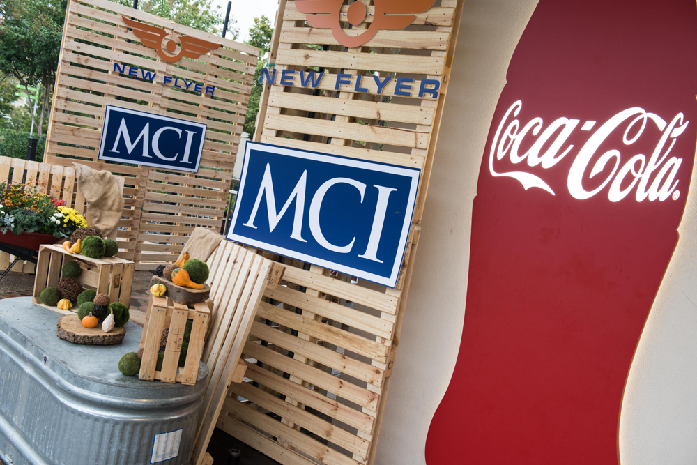 modular image, wm events, mci, new flyer, worlf of coca-cola, pwp studio, backyard bbq, corporate event