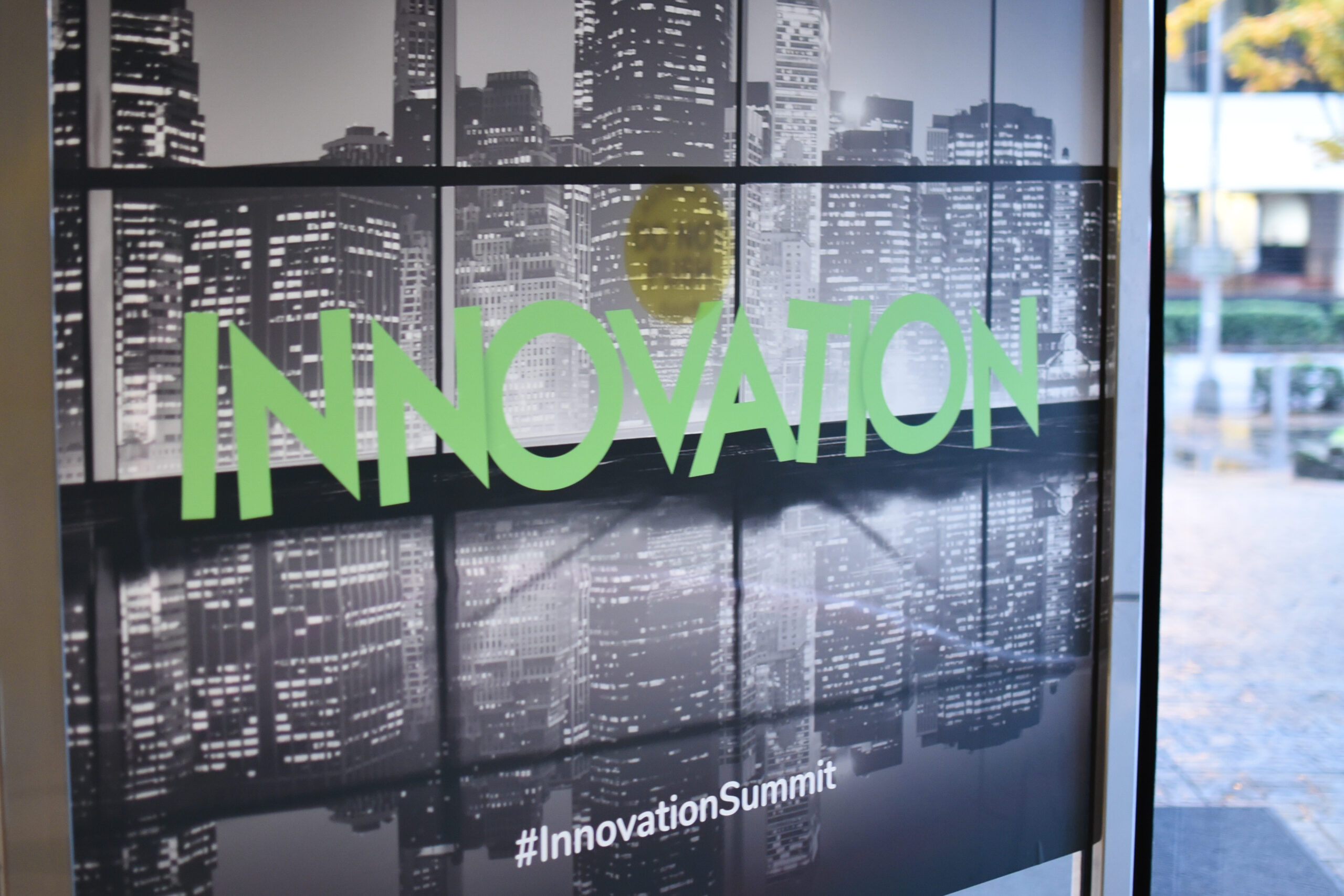 WM Events, Event Décor, Event Planning, Event Design, Atlanta, Downtown Atlanta, Atlanta Events, PRA, Schneider Electric, Hilton Downtown Atlanta, Innovation, Innovation Conference, Life is On, graphics, maxvision