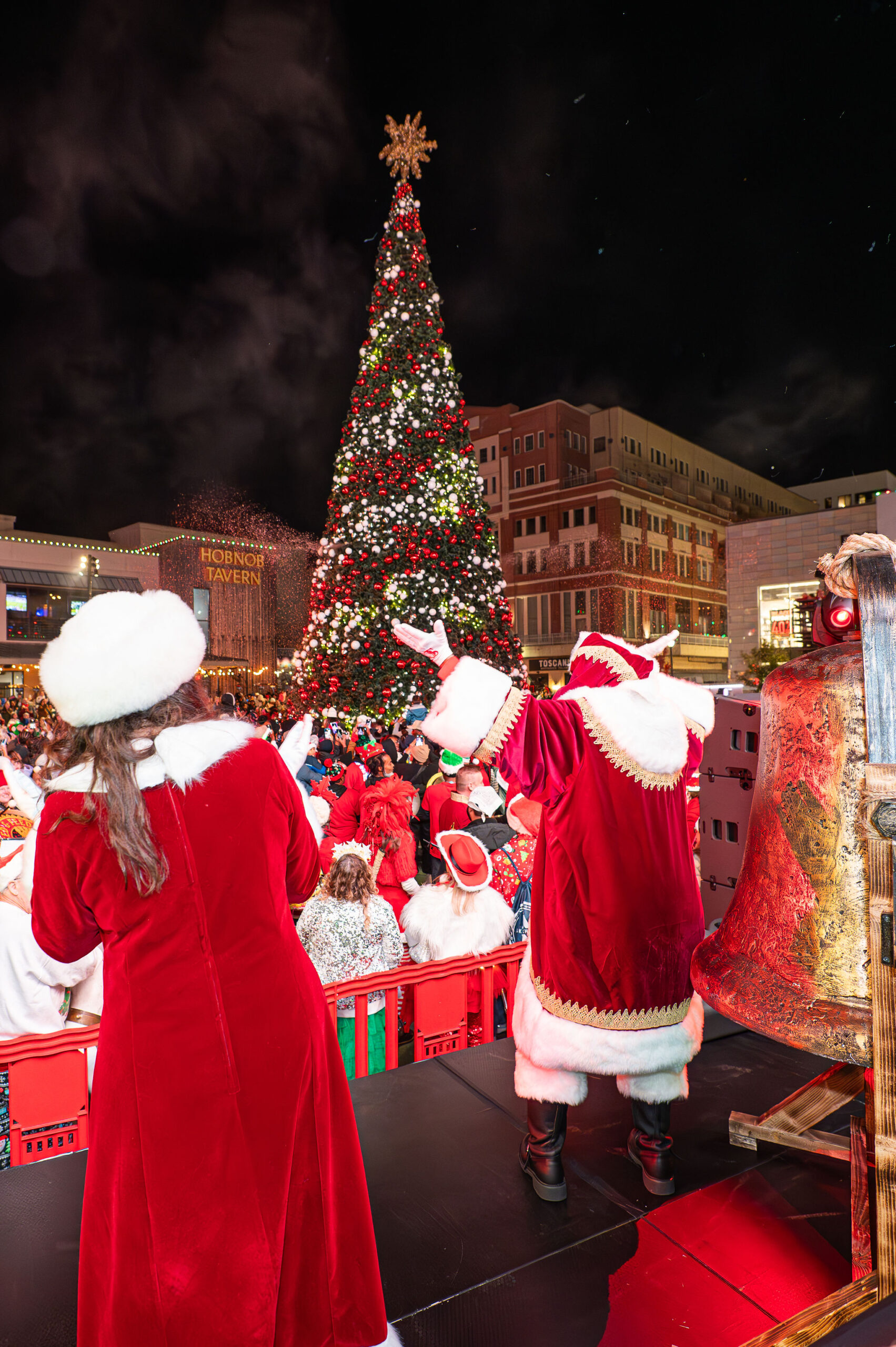 modular image, wm events, blog, event designer, event design, event planner, event planning, event consultant, event consulting, corporate events, Avalon, Corporate event, Corporate event planning, atlanta corporate event planner, Holiday Event, Holiday corporate, holiday parade, christmas, christmas parade, atlantic station, light the station, atlantic station light the station, parade, holiday party, tree lighting, christmas tree, holiday, holiday season, winter