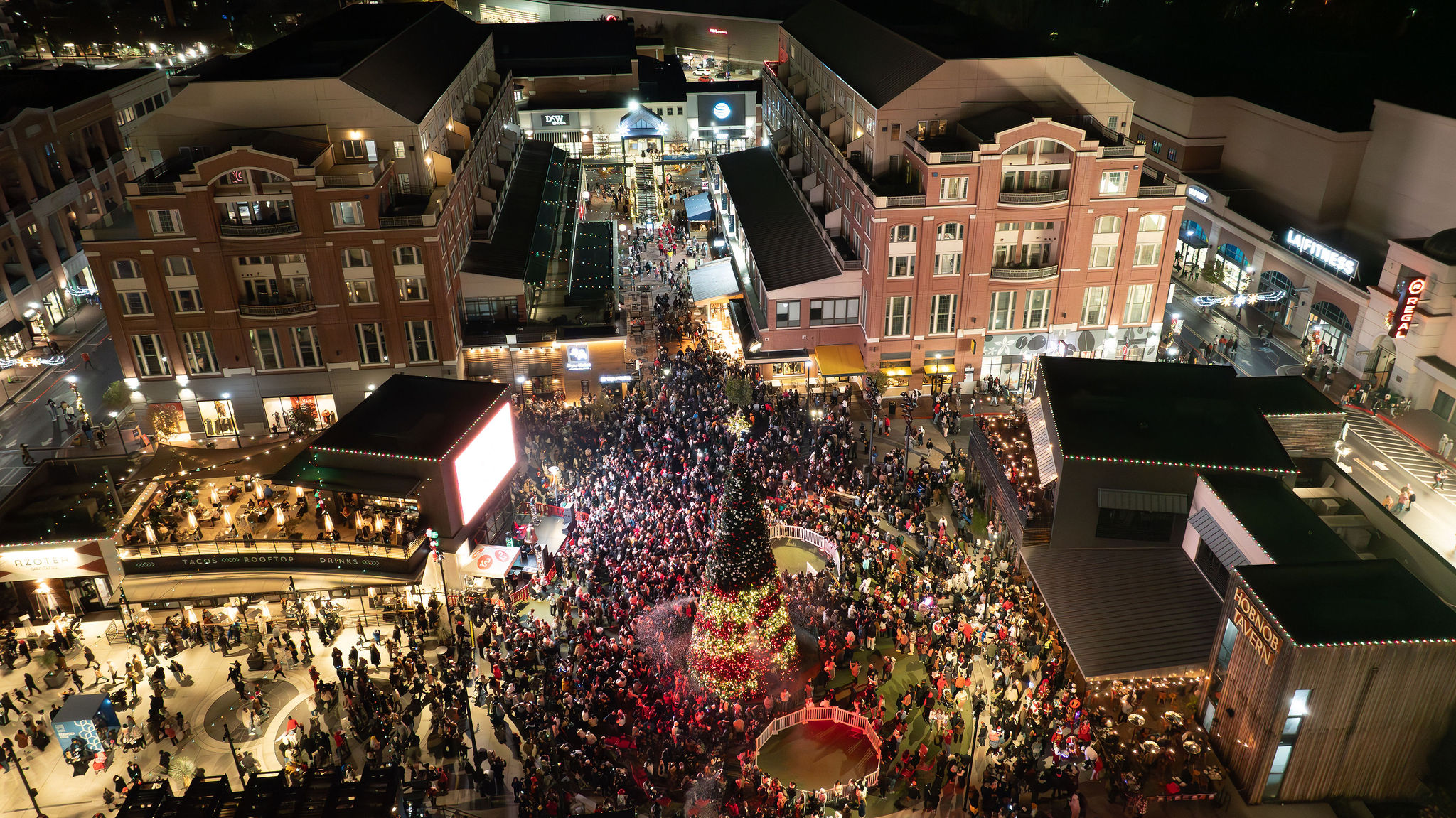 modular image, wm events, blog, social media, social events, private events, corporate events, weddings, non-profit events, virtual events, green screen, active production and design, audio visual, event planner, event consultant, event designer, button it up, affairs to remember, catering, studio, pre-recorded, live event, live, new normal, events industry, atlanta events, georgia events, national events, international events, william fogler, 2021, celebration, birthday party, surprise party, Valentine's Day