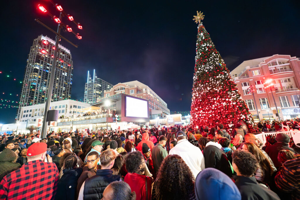 WM Events Atlantic Station Holiday Christmas Tree Lighting Atlanta Event Planner (31)