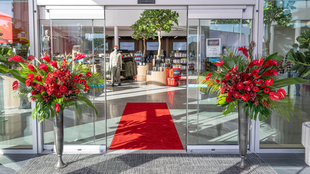 Peach State Trucks Grand Opening – 2025 – Peach State Trucks Centers – Atlanta – WM Events – Grand Opening (15) Gran inauguración de Peach State Trucks 2025 Centros Peach State Trucks Atlanta Eventos WM Gran inauguración (15)