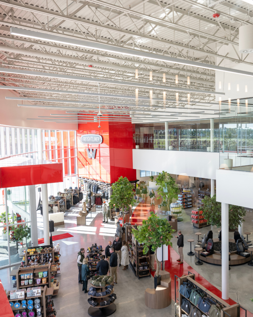 Peach State Trucks Grand Opening – 2025 – Peach State Trucks Centers – Atlanta – WM Events – Grand Opening (2) Gran inauguración de Peach State Trucks 2025 Centros Peach State Trucks Atlanta Eventos WM Gran inauguración (2)