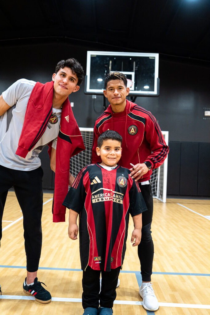 ATLUTD_20250216_VendingMachinePopUp_Atlanta_WM Events (15) atlutd 20250216 vendingmachinepopup atlanta wm events (15)