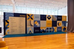 Mural de declarações da WM Events na entrada do evento 